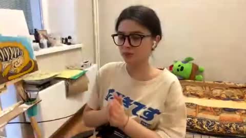 Marie online show from July 8, 2:42 pm