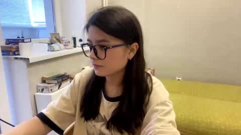 Marie online show from June 26, 2:22 pm
