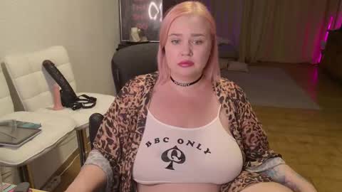 Mimi   online show from November 23, 6:39 pm