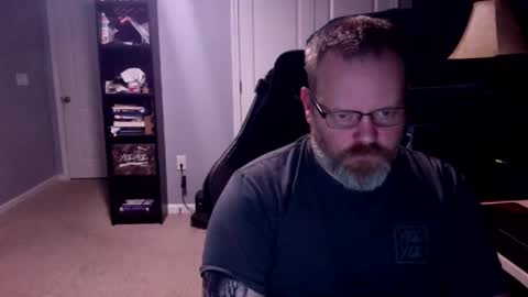 shughes740 online show from March 13, 11:41 pm