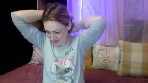 shy_girl80 online show from January 11, 8:48 pm