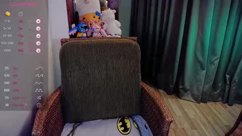 Snapshot of shyfoxxxy chatting on September 13, 4:09 pm Effie online show from September 13, 4:09 pm