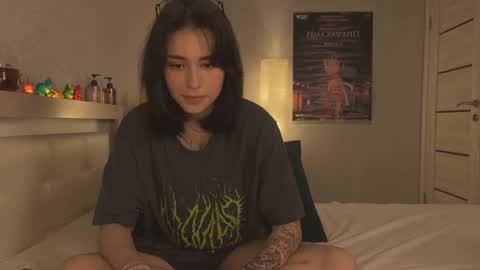 shygaze online show from November 16, 10:45 pm