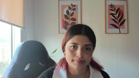 shylittlebunny online show from April 29, 8:35 pm