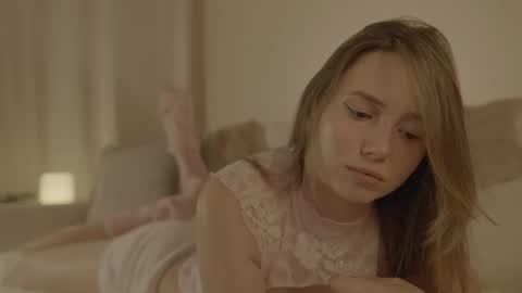Mary online show from July 16, 10:33 pm