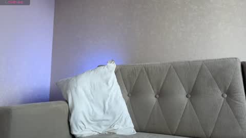 Amelia online show from June 22, 3:25 am