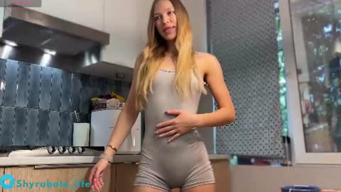 Aurora online show from July 25, 6:55 am
