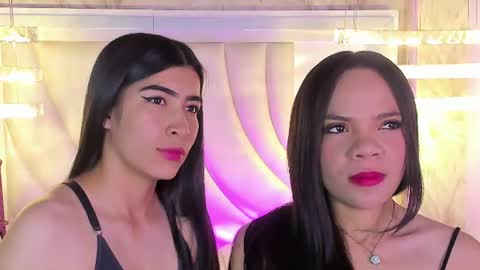 Siara and Zoe tattoo online show from June 26, 11:32 pm