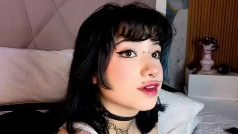Sienna Desieree online show from June 19, 2:56 pm