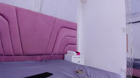 sienna_glow online show from July 5, 3:19 pm