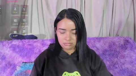 sienna_lux01 online show from April 30, 2:38 am