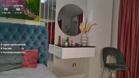 Sienna online show from July 28, 3:21 pm