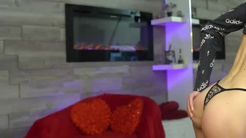 SiennaShapiro online show from March 12, 5:06 pm