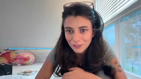 Sienna online show from September 30, 6:40 pm