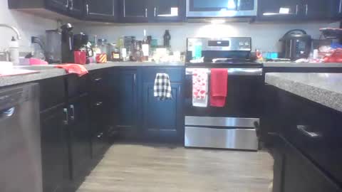 Lady Sif online show from March 8, 2:32 pm