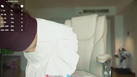 OF   instagram sigmaasian twitter sigmasian online show from March 8, 5:33 am