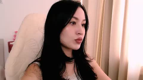 silk_ann online show from June 20, 9:26 am
