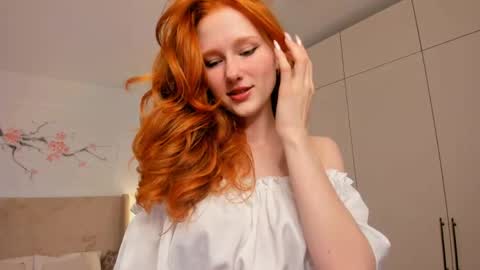 Call me Mia online show from April 28, 7:29 pm