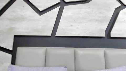 silknyx online show from February 23, 1:02 pm