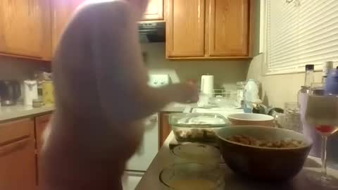 Snapshot of silverdragon70 chatting on October 2, 2:21 am silverdragon70 online show from October 2, 2:21 am