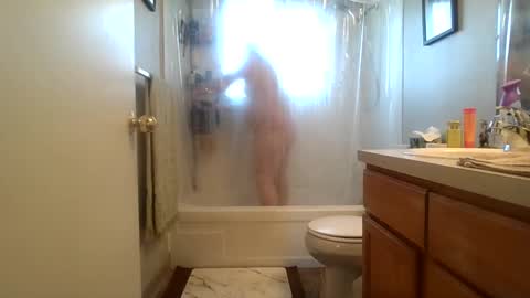 Snapshot of silverdragon70 chatting on September 27, 7:55 pm silverdragon70 online show from September 27, 7:55 pm