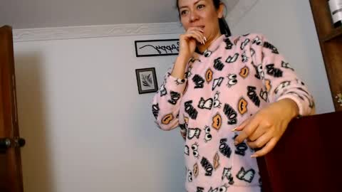 Silvia Moretti online show from May 5, 4:35 pm
