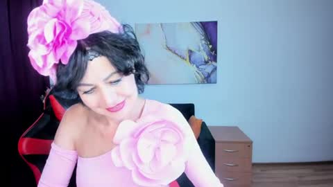 Silvia Wallec online show from July 20, 10:39 am