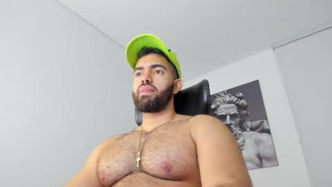simon_leon01 online show from June 15, 11:19 pm