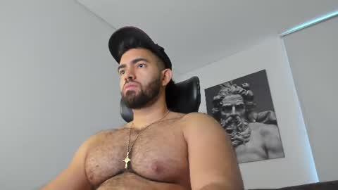 simon_leon01 online show from June 28, 11:01 pm