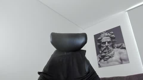 simon_leon01 online show from July 17, 11:06 pm
