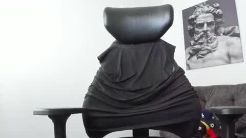 simon_leon01 online show from June 24, 11:12 pm