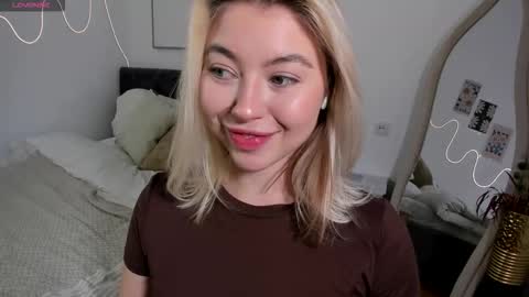 SimonaGerry online show from October 26, 6:47 am