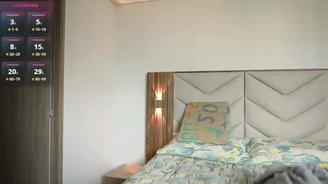 SIMOON online show from December 2, 2:26 pm