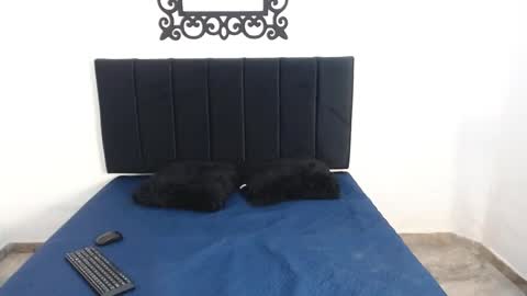   online show from April 15, 4:54 pm