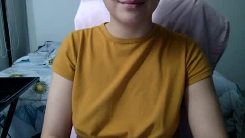 Snapshot of sindrastone chatting on December 15, 8:47 pm Sindra online show from December 15, 8:47 pm