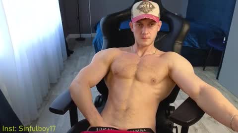 Richard online show from November 12, 11:34 am