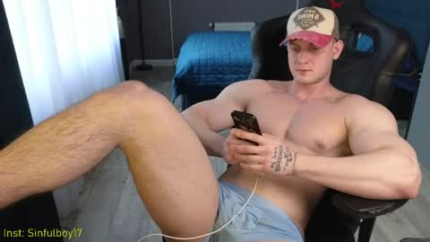 Richard online show from May 2, 9:59 am