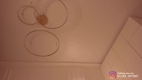 Ellie online show from March 10, 6:34 pm