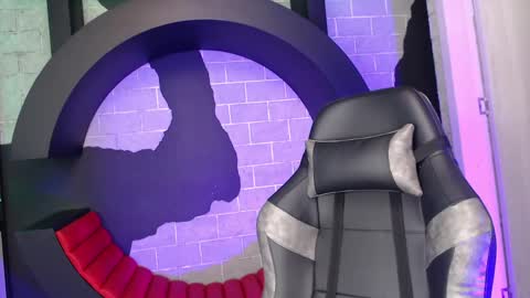 SinLickerr online show from March 11, 7:39 pm