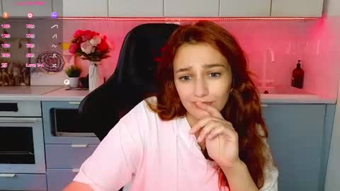 Sinty Noria online show from July 3, 3:55 am