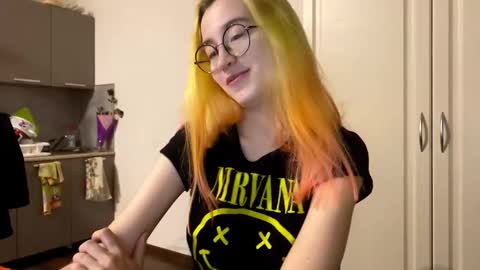 Emily online show from March 17, 5:51 pm