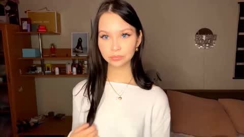 Emma online show from November 24, 12:48 pm