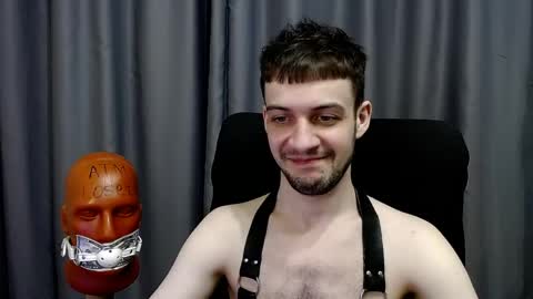 Sir Damien online show from May 2, 3:01 am