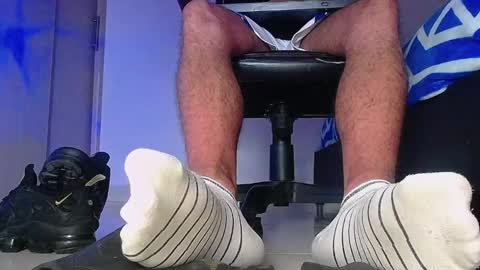 only foot                         worshipers here online show from February 8, 4:38 am