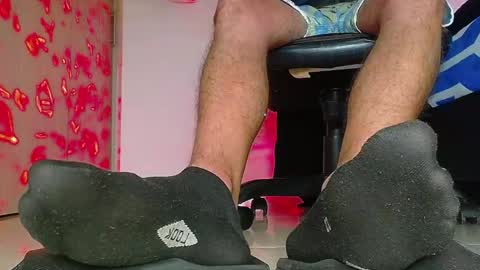 only foot                         worshipers here online show from November 1, 3:18 am