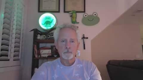 Don Roberto online show from May 12, 1:36 am
