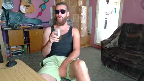 I am The Fourth and only Sir. Pelo online show from July 31, 5:19 am