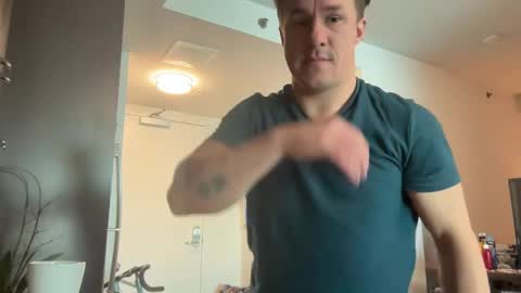 sirbubblesworth online show from December 9, 11:13 pm