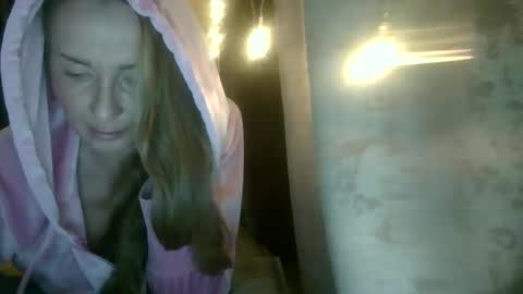 siren_voise online show from March 7, 3:45 pm