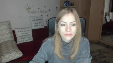 Snapshot of sirenasilk chatting on October 7, 3:24 am sirenasilk online show from October 7, 3:24 am